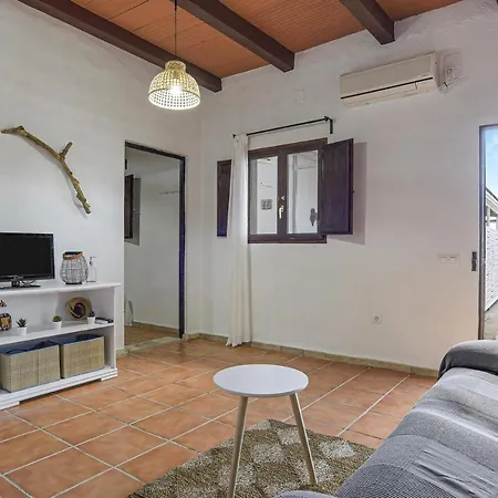 Finca Abril 3 Piscina Compartida Holiday home